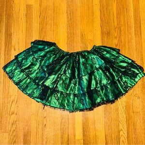 Green black lace tiered skirt Woman’s Small Halloween costume